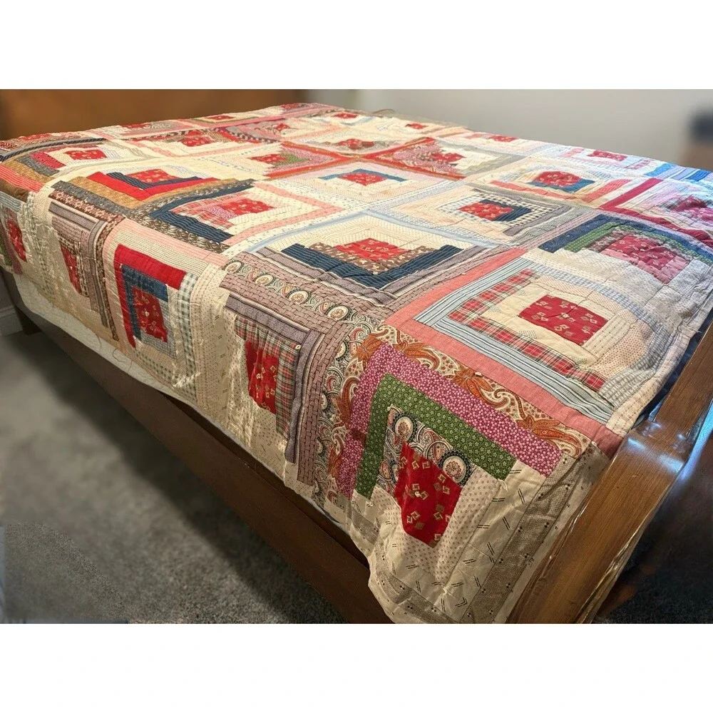 Antique Log Cabin Style Quilt Queen Size 82” X 74” Reversible Red Cream Boxes